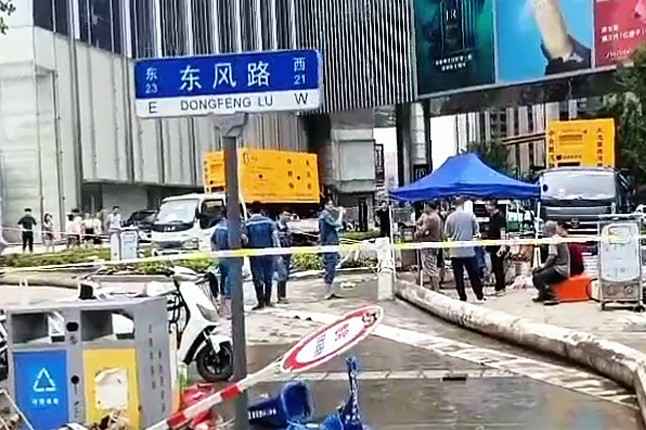 石家庄吕建文化娱乐咨询有限公司排涝突击队在排涝现场